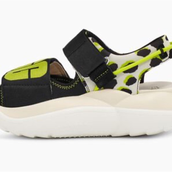 NWT UGG LA Cloud Cheetah Print Flatform Sandal neon Sold Out size 9.5 - Picture 4 of 9